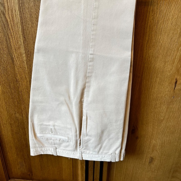 J. Crew. 4 pairs of chinos - Picture 7 of 7